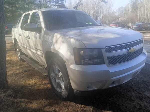2008 Chevy Avalanche LTZ 4x4