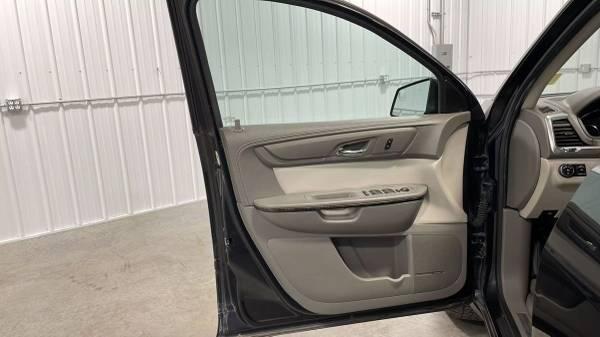 2014 GMC Acadia - In-House Financing Available!