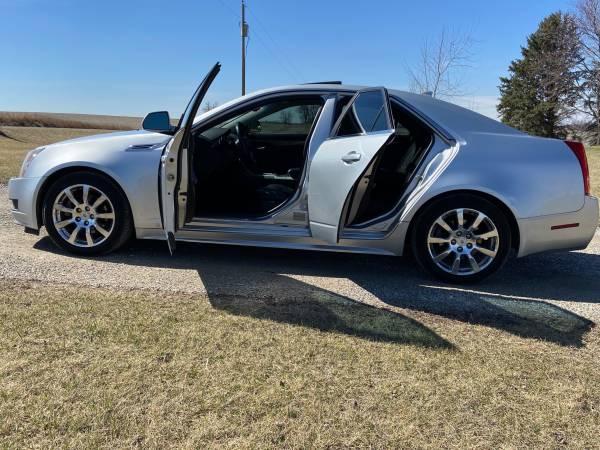 Cadillac CTS AWD Sedan