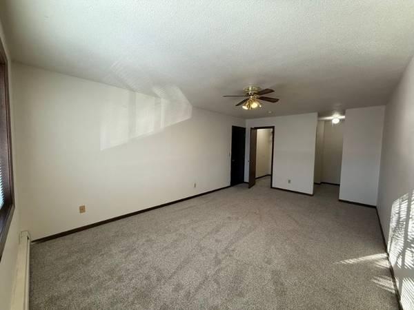 Swimming Pool, BBQ/Picnic Area, 2 BD