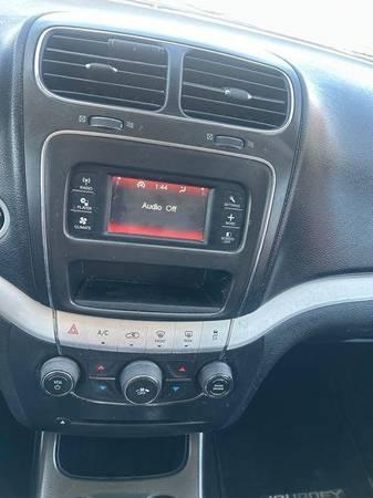 2017 Dodge Journey SXT - ALL CREDIT WELCOME!